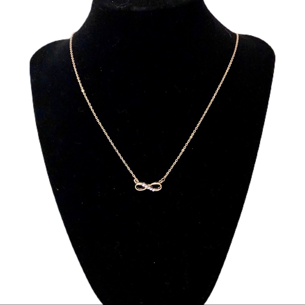🆕 3$15 Petite Gem Infinity Necklace - Picture 1 of 6